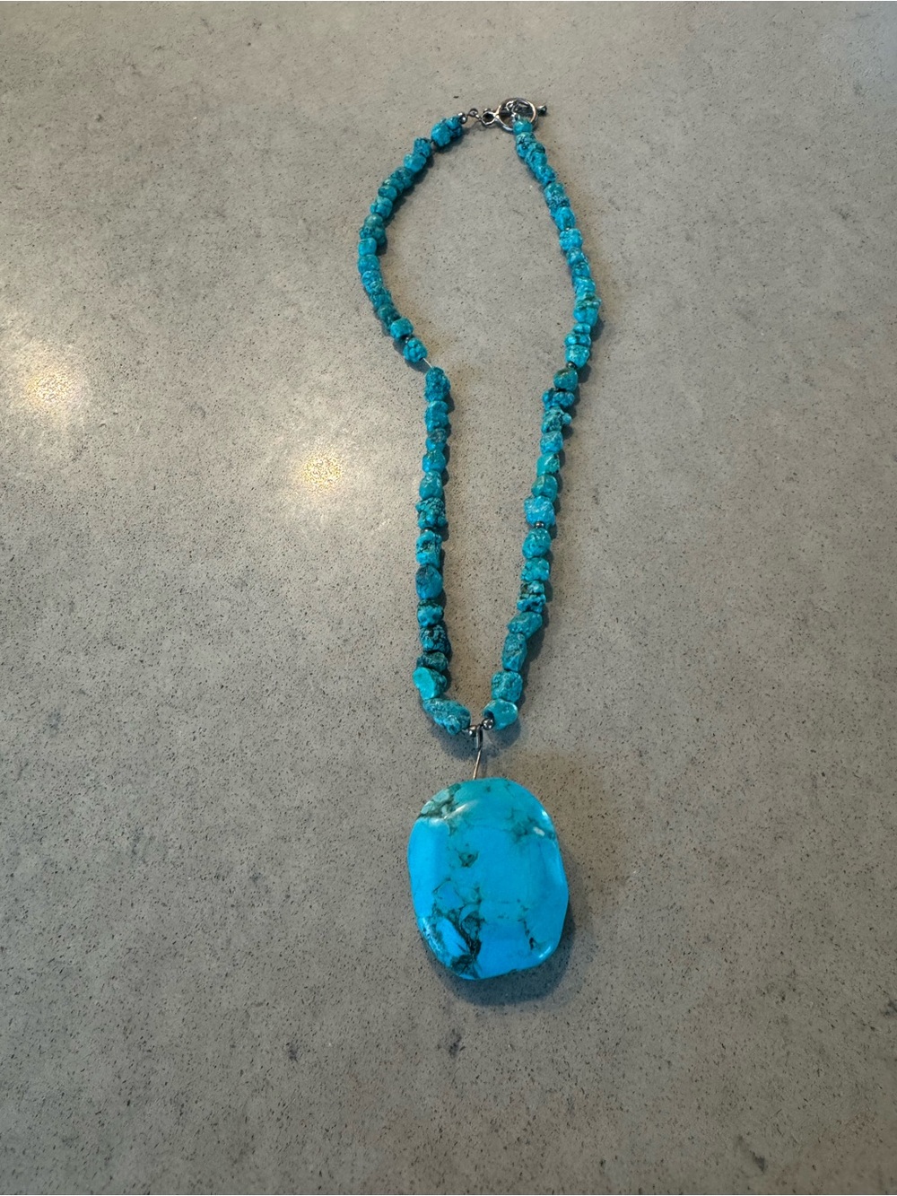Turquoise Stone Beaded Pendant Necklace - Blue